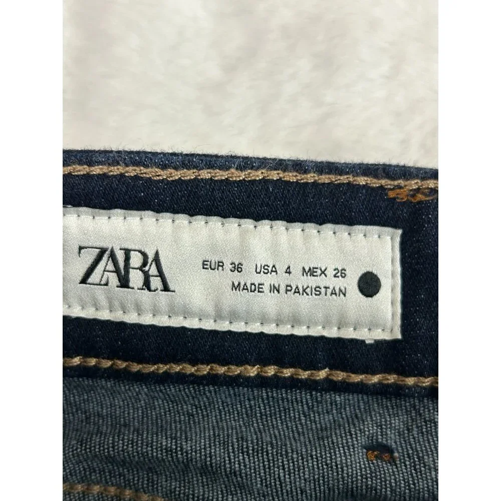 Zara Women’s US Size 4 Dark Wash Mid Rise Bootcut Jeans 33 Inch Inseam - Picture 12 of 16